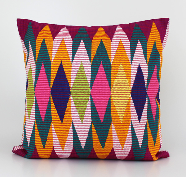 Rangrang Bali 04 (50 x 50 cm)